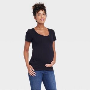 NWT Maternity T-shirt